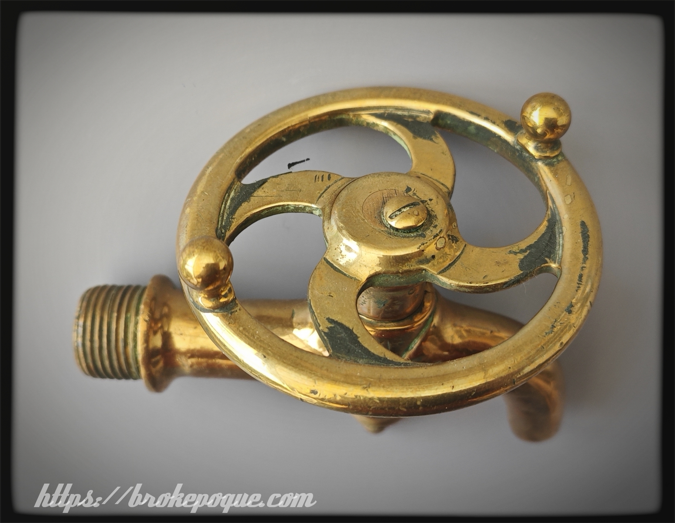 Robinet à volant 1 vue de dessus