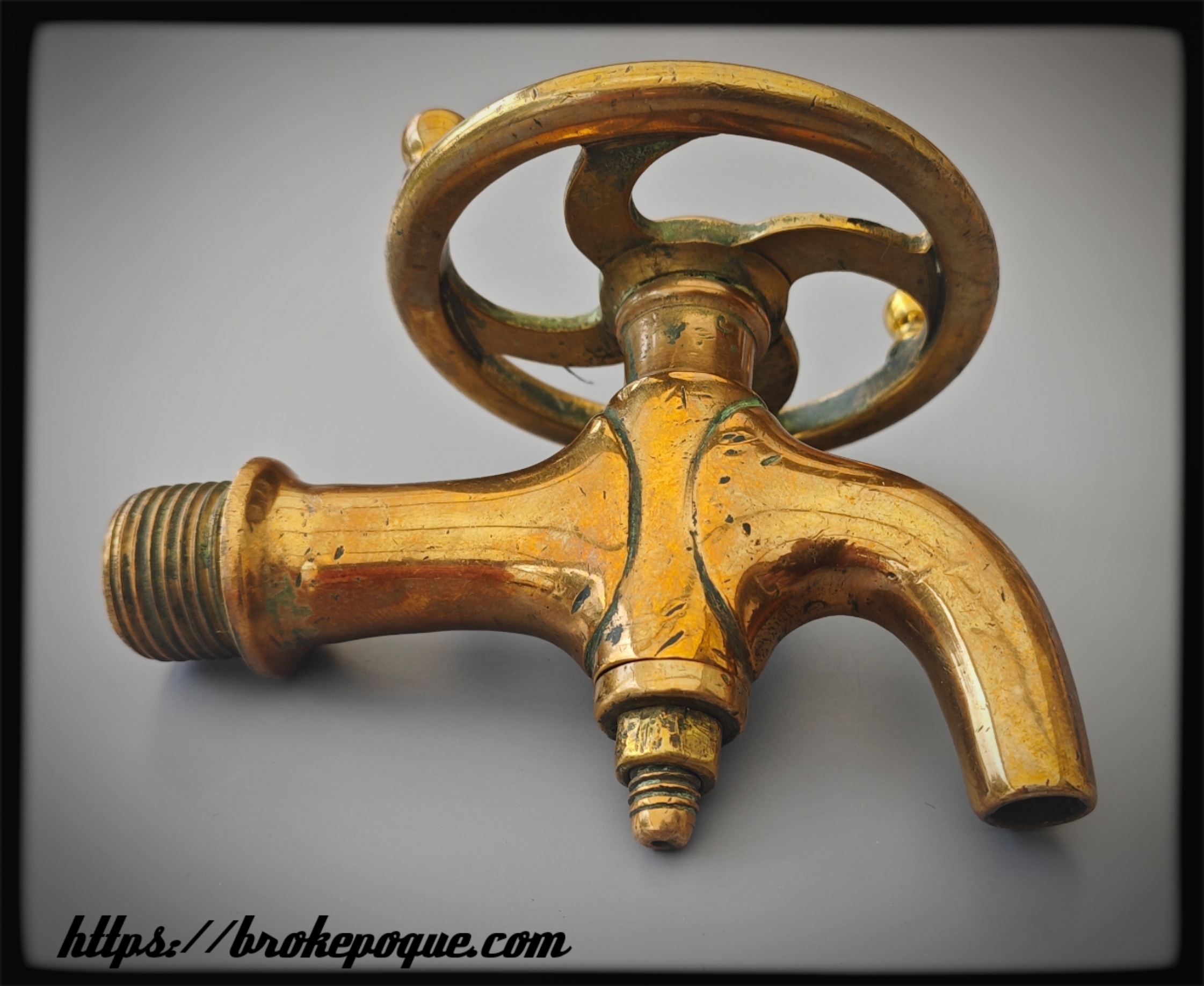 Robinet à volant vue brokepoque